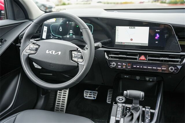 2025 Kia Niro EX Touring Huntington Beach CA