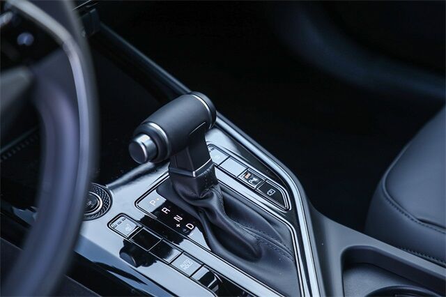 2025 Kia Niro EX Touring Huntington Beach CA