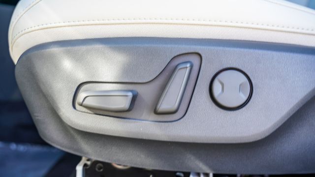 2025 Kia Niro EX Touring Huntington Beach CA