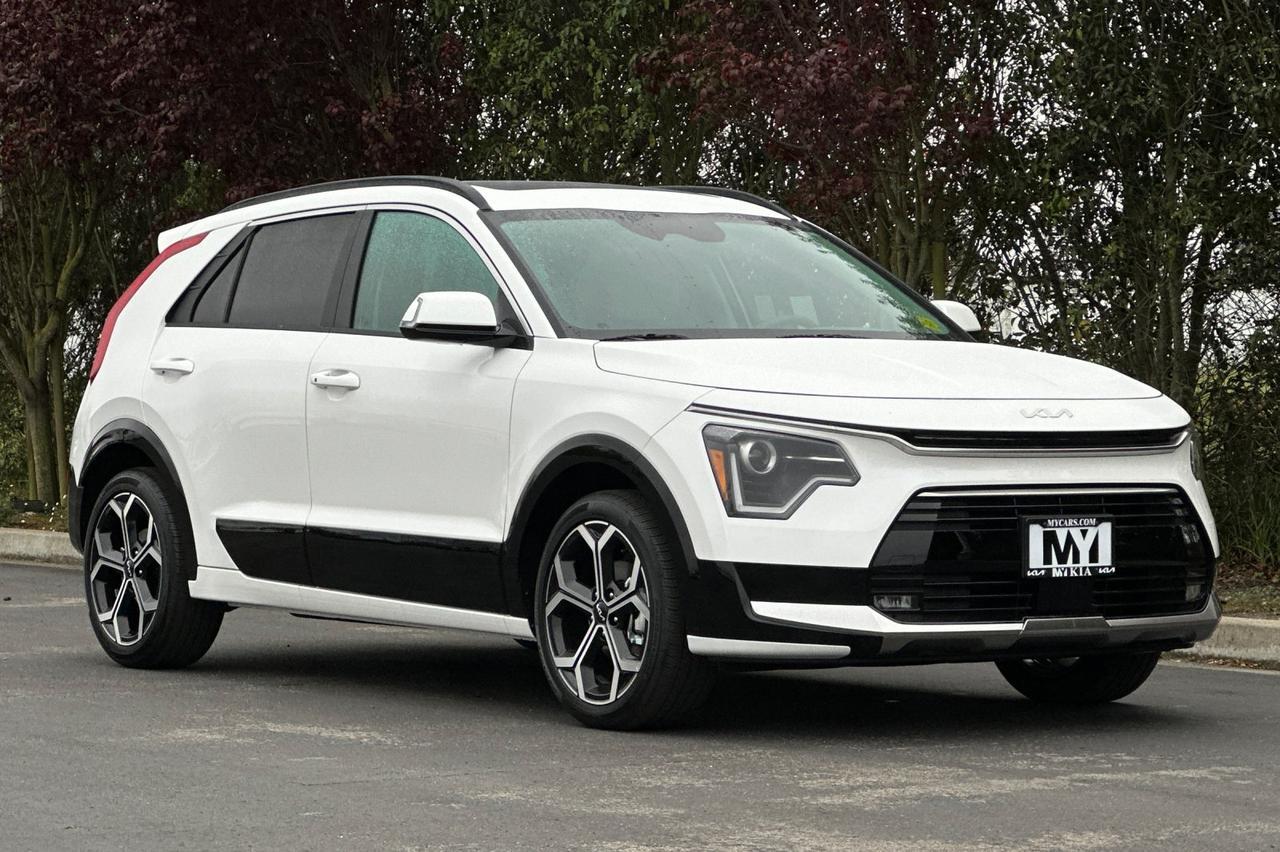2025 Kia Niro EX Touring Salinas CA