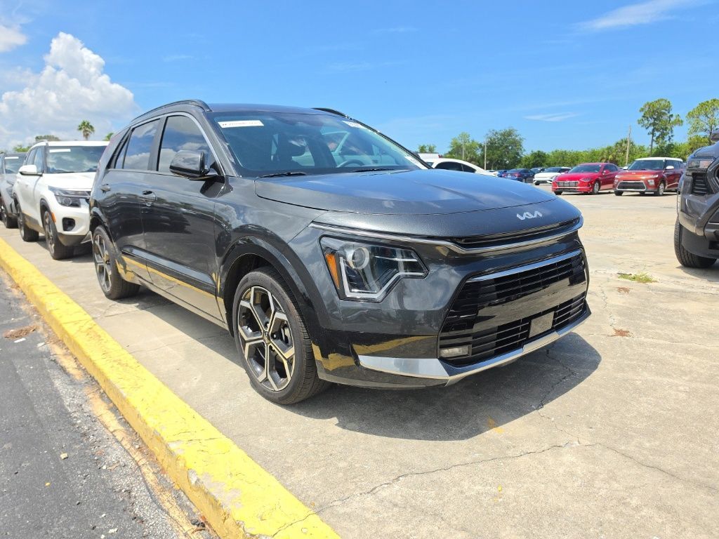 2025 Kia Niro EX Touring