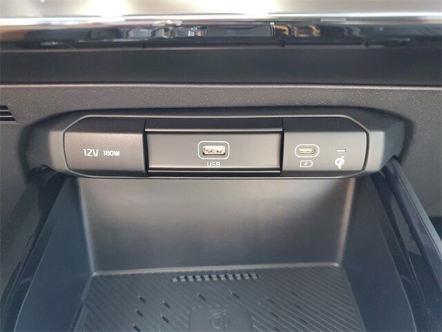 2025 Kia Niro EX Touring St. Augustine FL