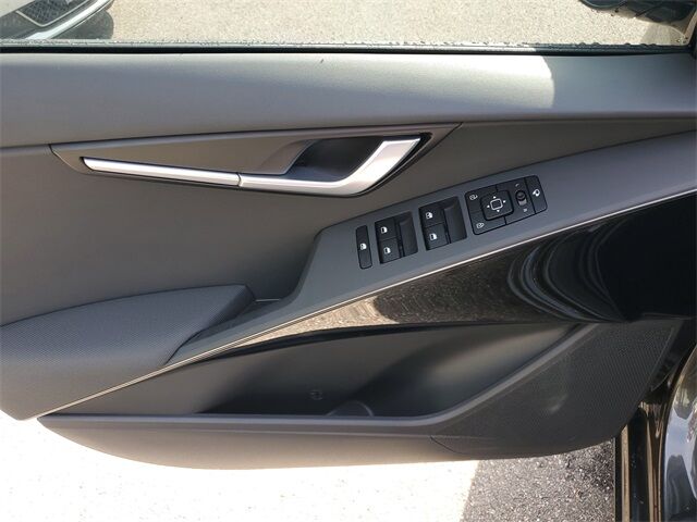 2025 Kia Niro EX Touring St. Augustine FL