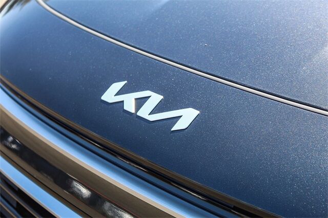 2025 Kia Niro EX Touring Glendale CA