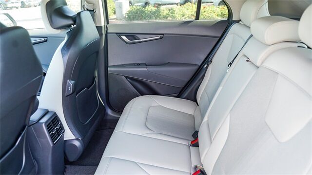 2025 Kia Niro EX Touring Glendale CA