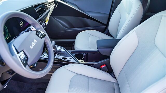 2025 Kia Niro EX Touring Glendale CA