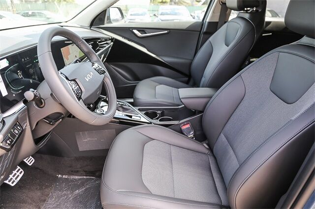 2025 Kia Niro EX Touring Glendale CA