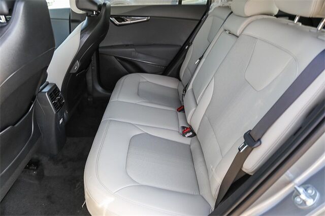 2025 Kia Niro EX Touring Glendale CA