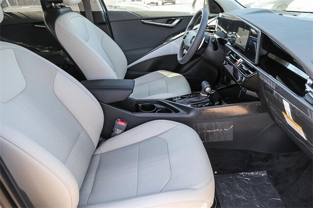 2025 Kia Niro EX Touring Glendale CA