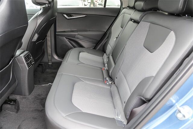 2025 Kia Niro EX Touring Glendale CA