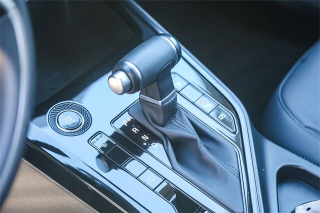 2025 Kia Niro EX Touring Glendale CA