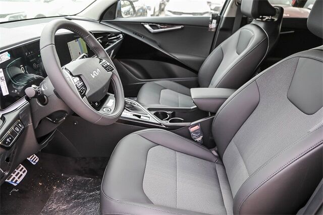 2025 Kia Niro EX Touring Glendale CA