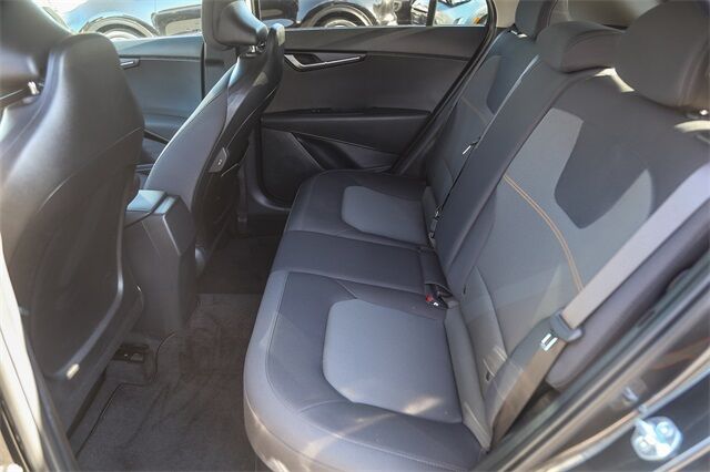 2025 Kia Niro LX Glendale CA