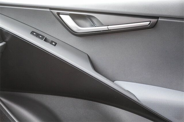 2025 Kia Niro LX Huntington Beach CA