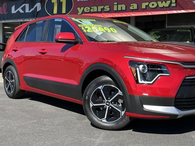 2025 Kia Niro LX