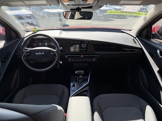 2025 Kia Niro LX Tucson AZ