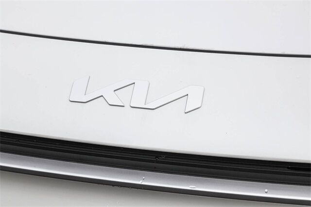 2025 Kia Niro LX Glendale CA