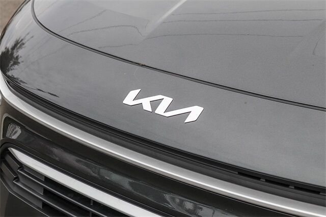 2025 Kia Niro LX Glendale CA