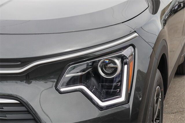 2025 Kia Niro LX Glendale CA