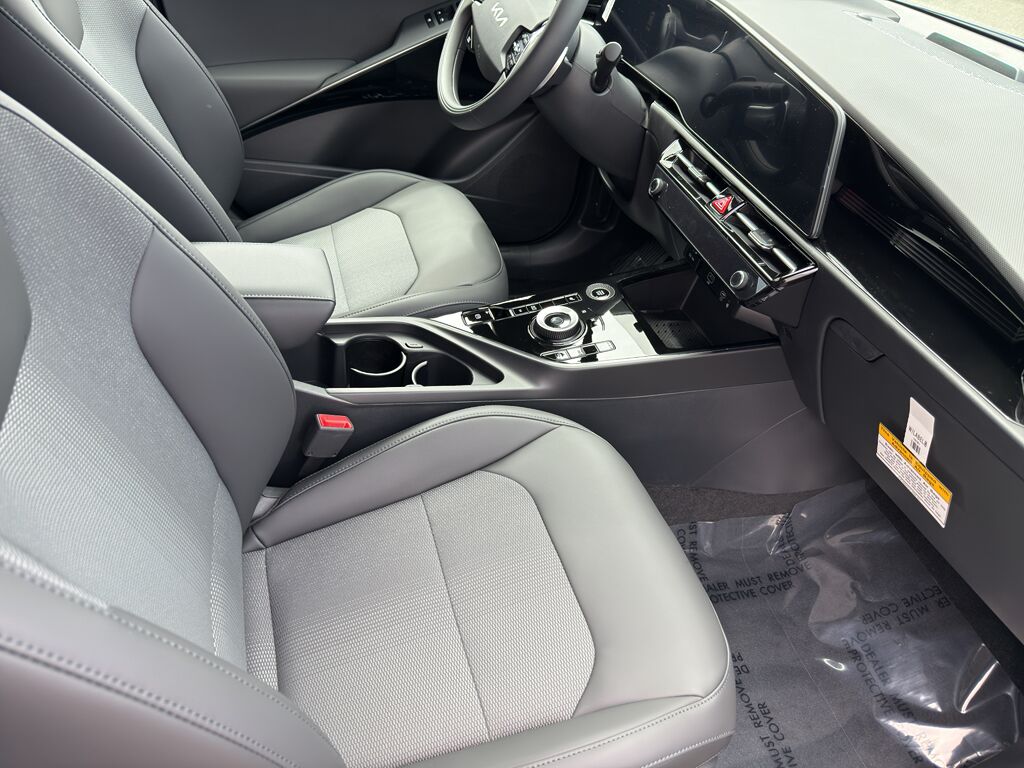 2025 Kia Niro PHEV EX Eureka CA