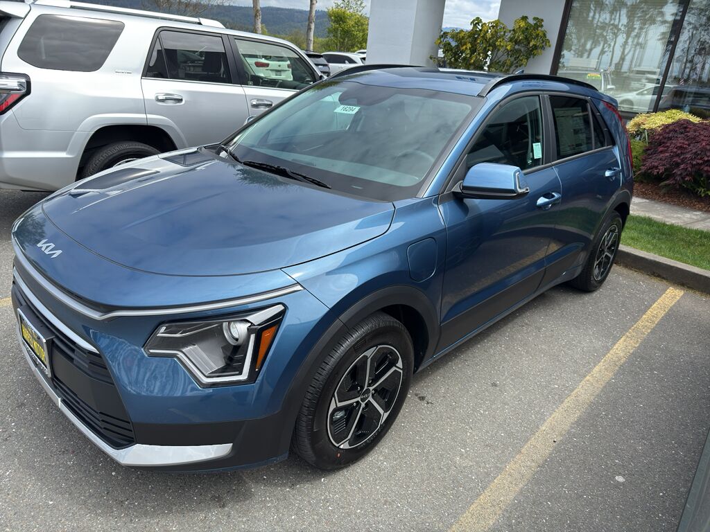 2025 Kia Niro PHEV EX Eureka CA