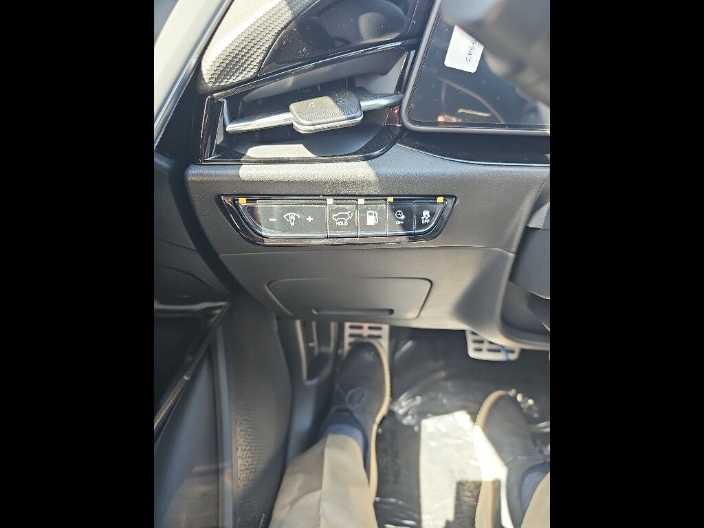 2025 Kia Niro PHEV SX Touring Eureka CA