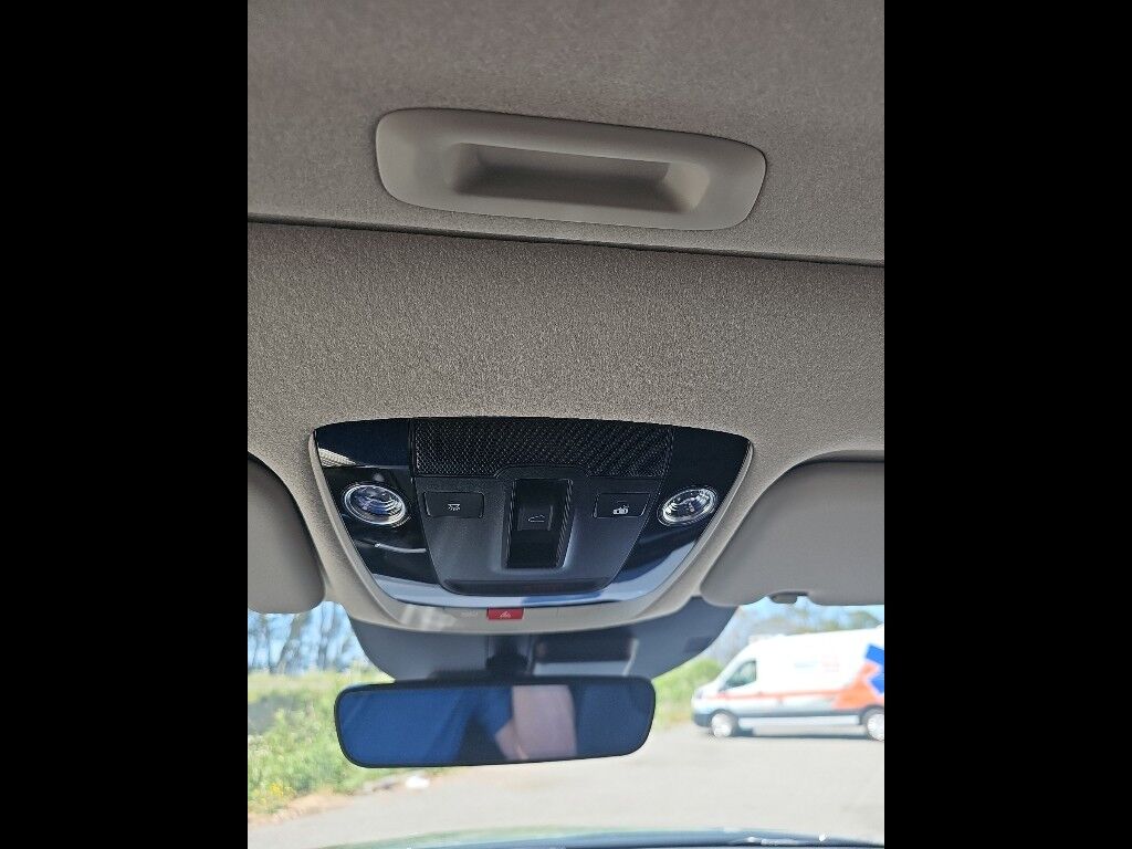 2025 Kia Niro PHEV SX Touring Eureka CA