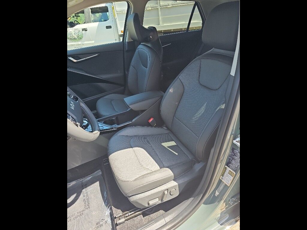 2025 Kia Niro PHEV SX Touring Eureka CA