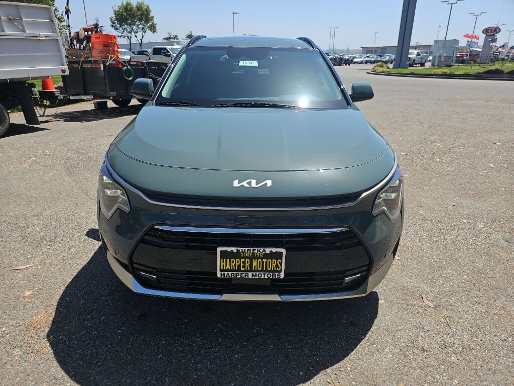 2025 Kia Niro PHEV SX Touring Eureka CA