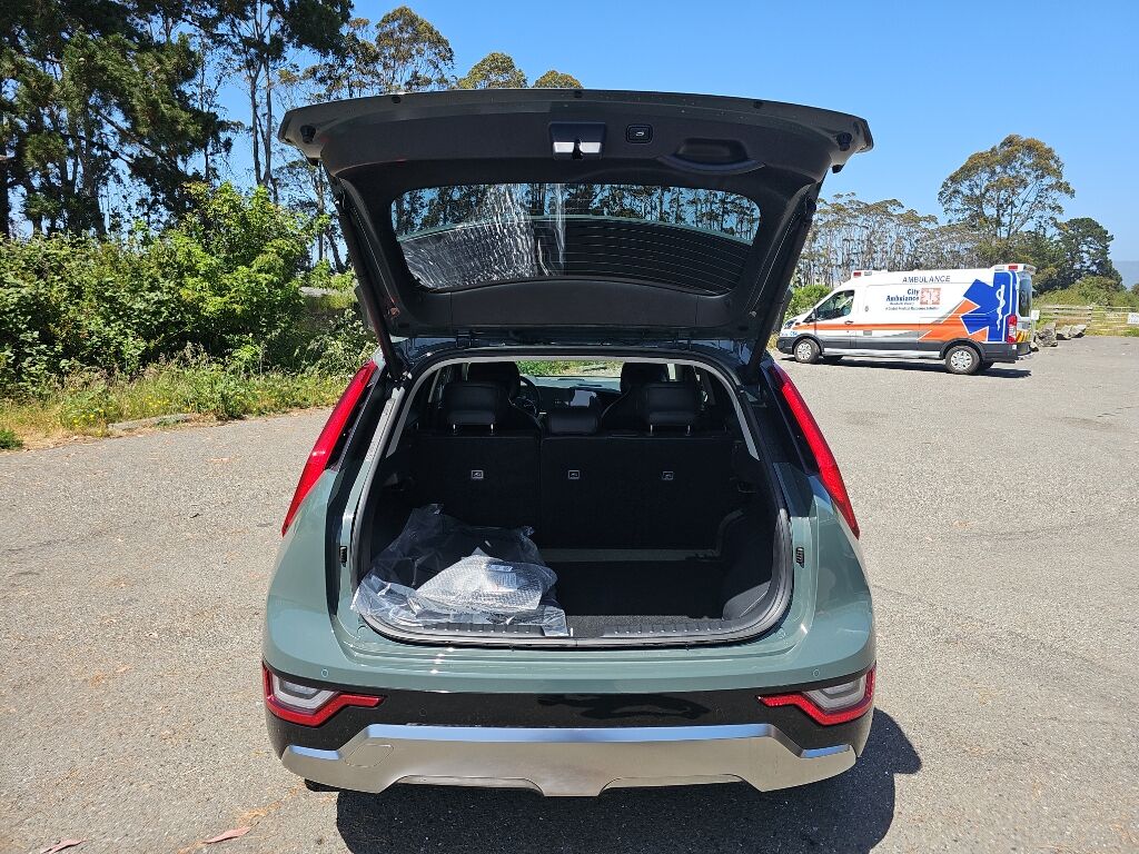 2025 Kia Niro PHEV SX Touring Eureka CA