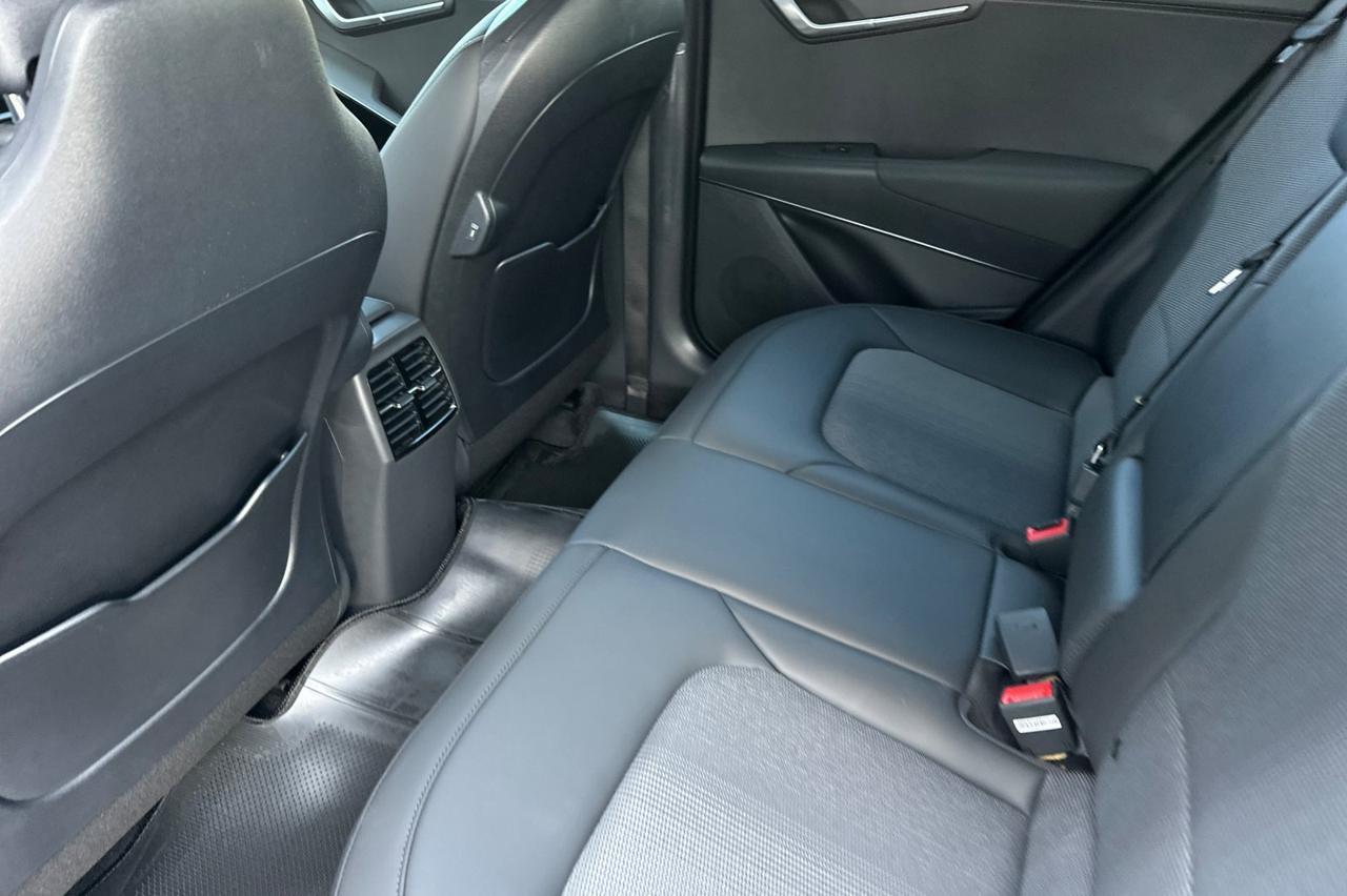 2025 Kia Niro Plug-In Hybrid EX Salinas CA