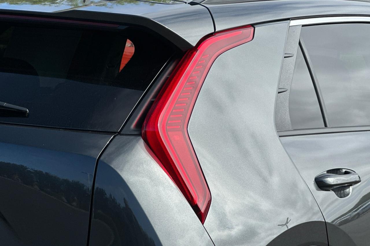 2025 Kia Niro Plug-In Hybrid EX Salinas CA