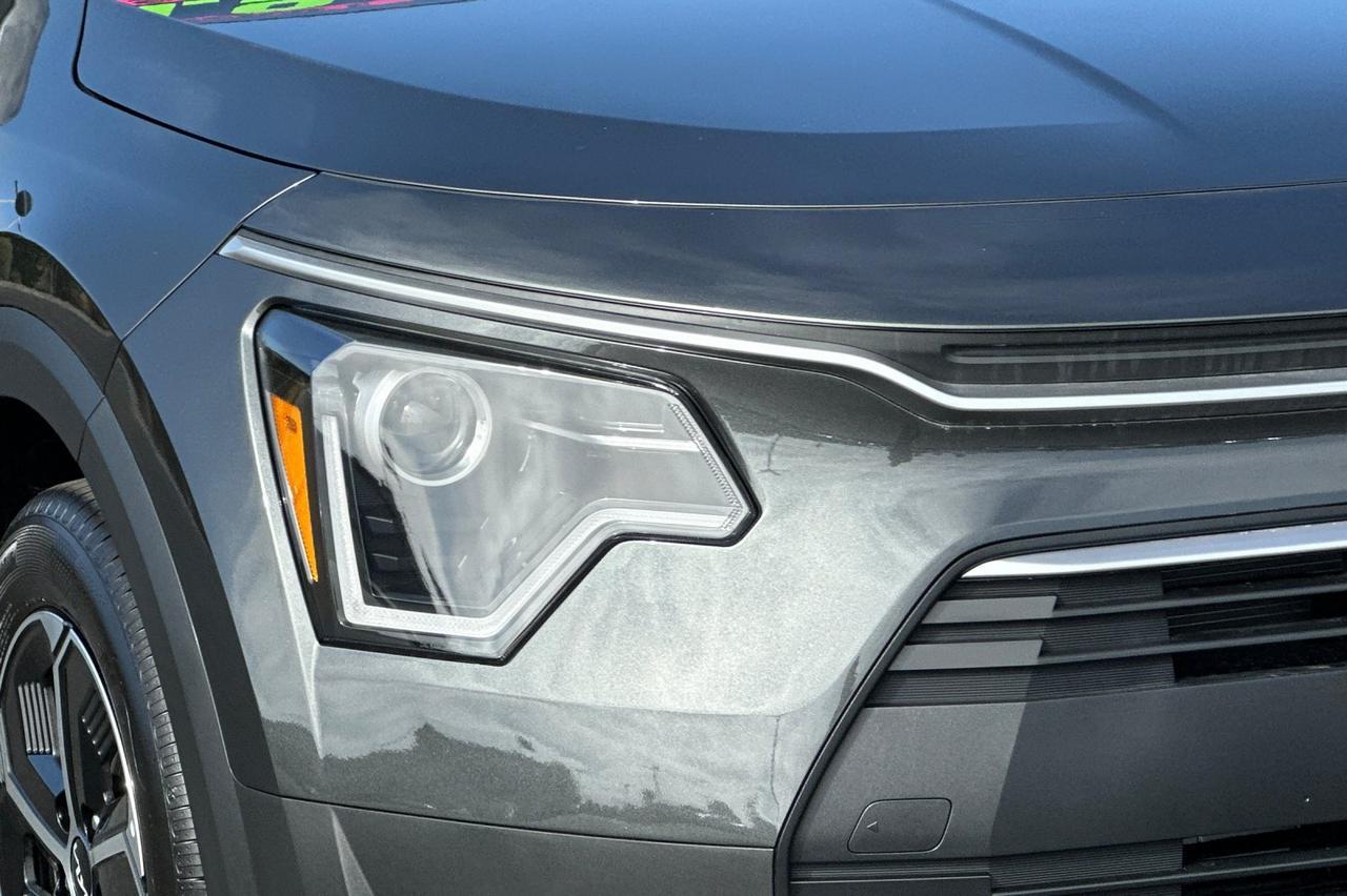 2025 Kia Niro Plug-In Hybrid EX Salinas CA