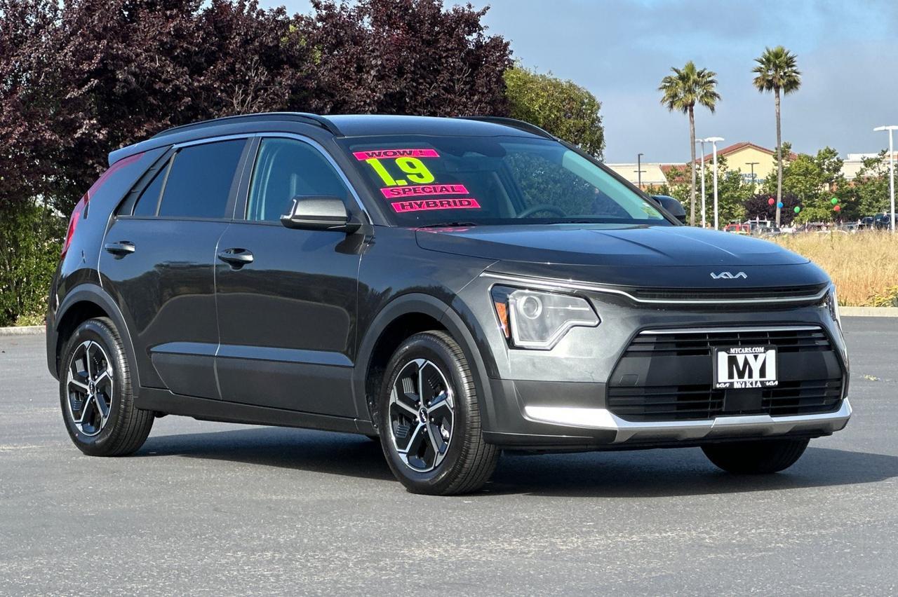 2025 Kia Niro Plug-In Hybrid EX Salinas CA