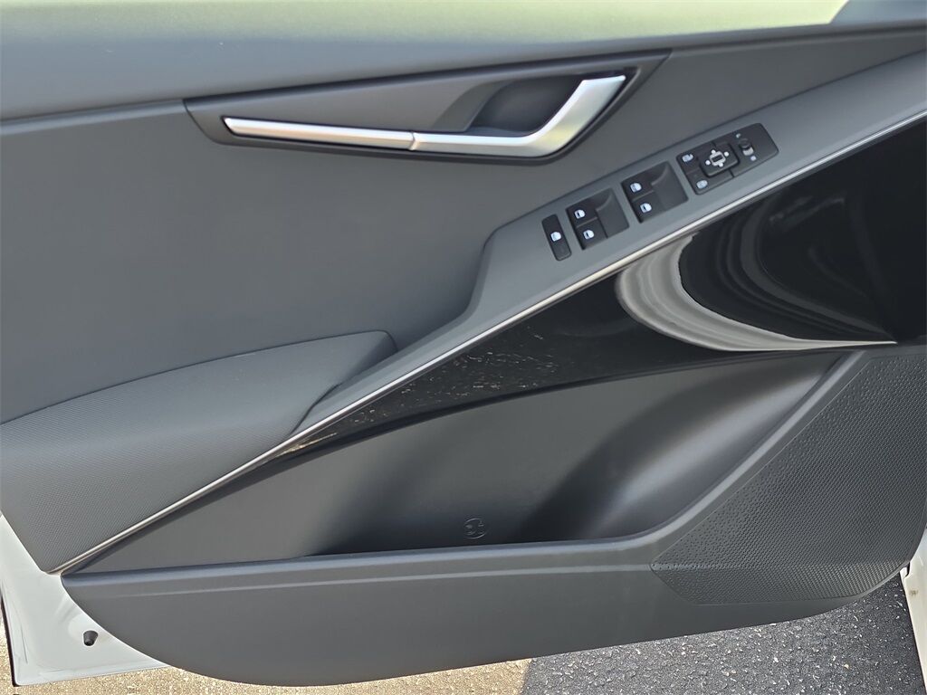 2025 Kia Niro Plug-In Hybrid EX San Clemente CA