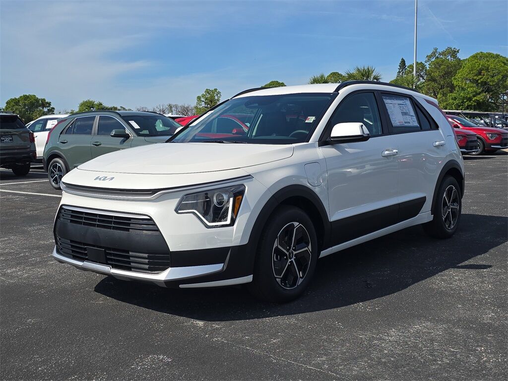 2025 Kia Niro Plug-In Hybrid EX San Clemente CA