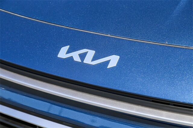2025 Kia Niro Plug-In Hybrid EX Tacoma WA