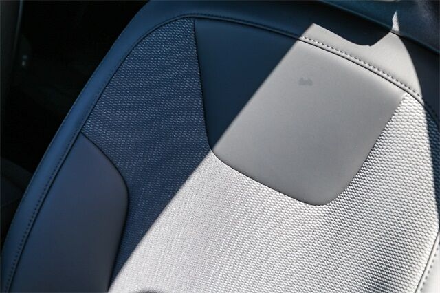 2025 Kia Niro Plug-In Hybrid EX Tacoma WA