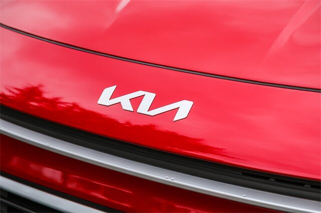 2025 Kia Niro Plug-In Hybrid EX Tacoma WA