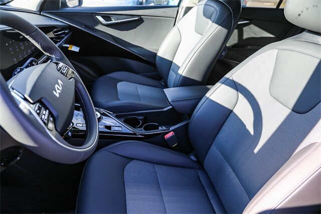 2025 Kia Niro Plug-In Hybrid EX Tacoma WA