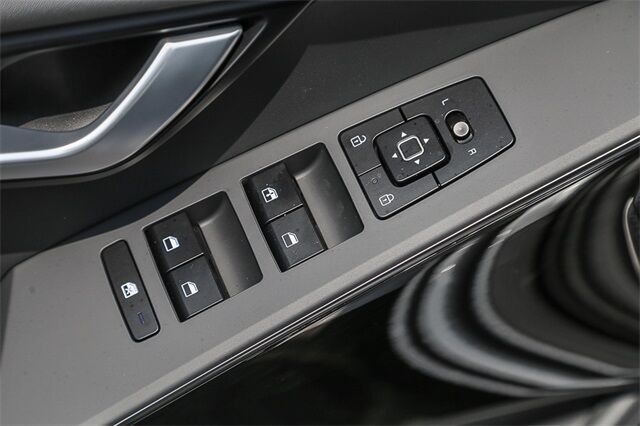 2025 Kia Niro Plug-In Hybrid EX Renton WA