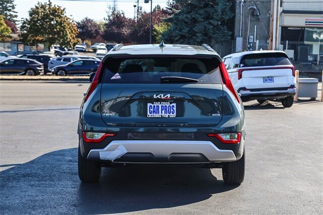 2025 Kia Niro Plug-In Hybrid EX Tacoma WA