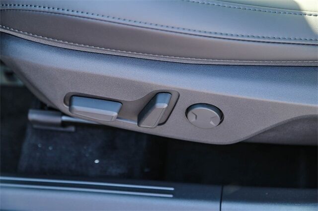 2025 Kia Niro Plug-In Hybrid EX Tacoma WA