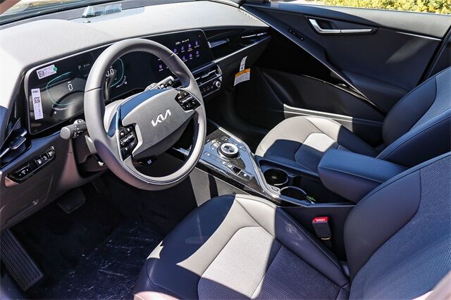 2025 Kia Niro Plug-In Hybrid EX Moreno Valley CA