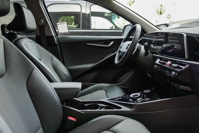 2025 Kia Niro Plug-In Hybrid EX Moreno Valley CA