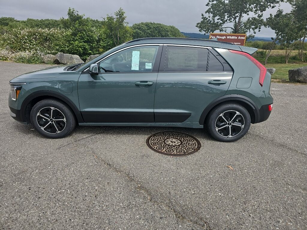 2025 Kia Niro Plug-in Hybrid EX Eureka CA