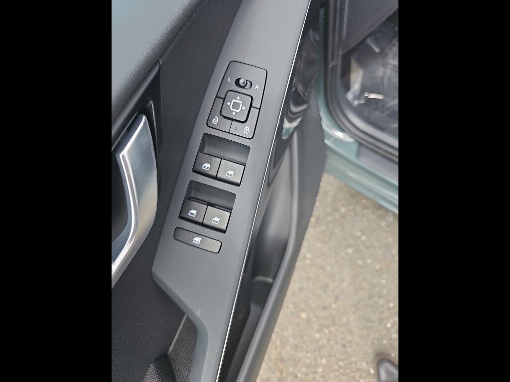 2025 Kia Niro Plug-in Hybrid EX Eureka CA