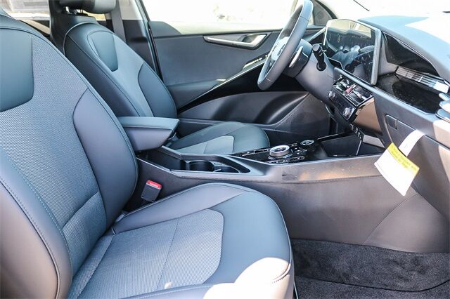 2025 Kia Niro Plug-in Hybrid EX Huntington Beach CA
