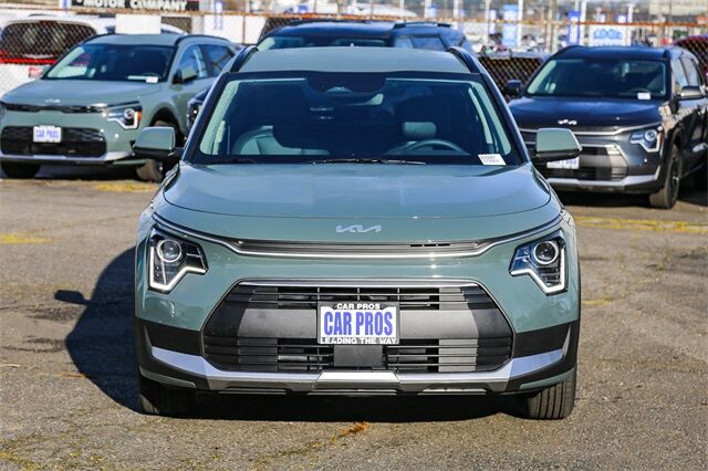2025 Kia Niro Plug-in Hybrid EX