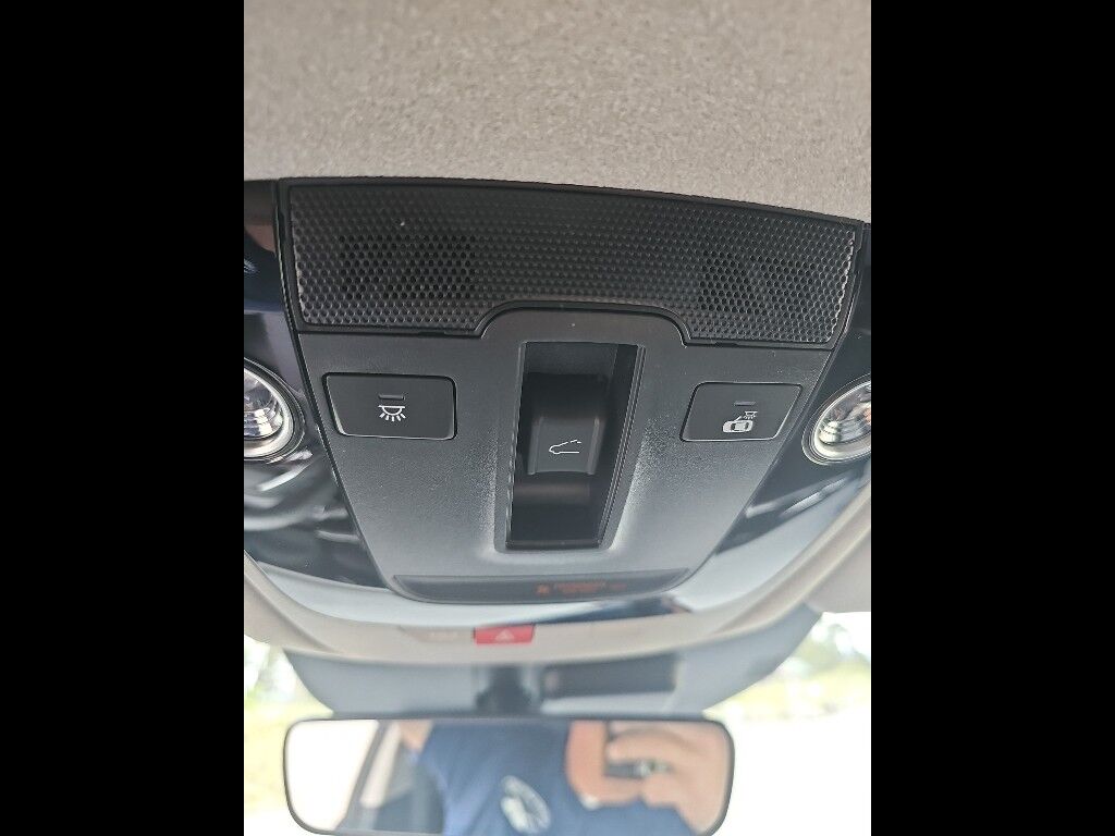 2025 Kia Niro Plug-in Hybrid SX Touring Eureka CA